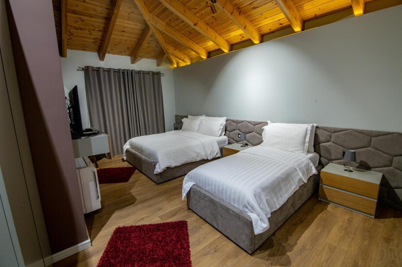 Tree Hotel Korça Kültér fotó